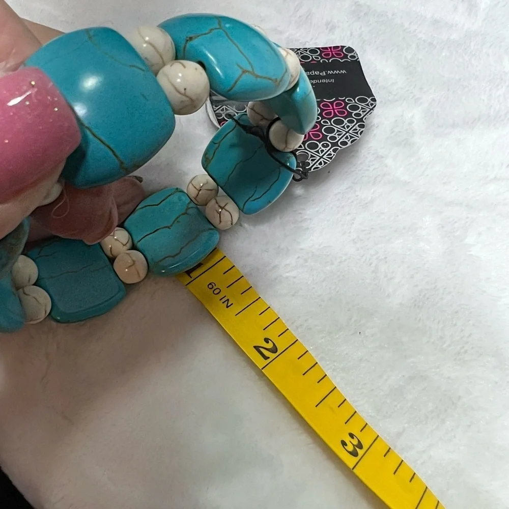 Paparazzi’s NWT Faux Turquoise and Cream Beaded Slip-On Band Bracelet